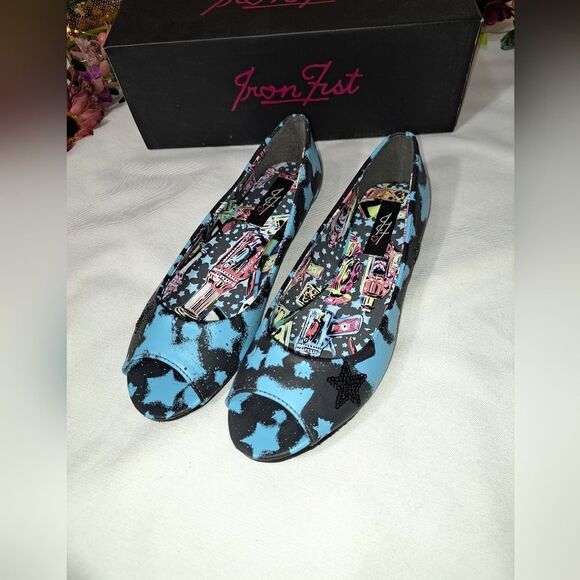 NIB Iron Fist Rayplay Peep Toe Flat - Picture 1 of 12